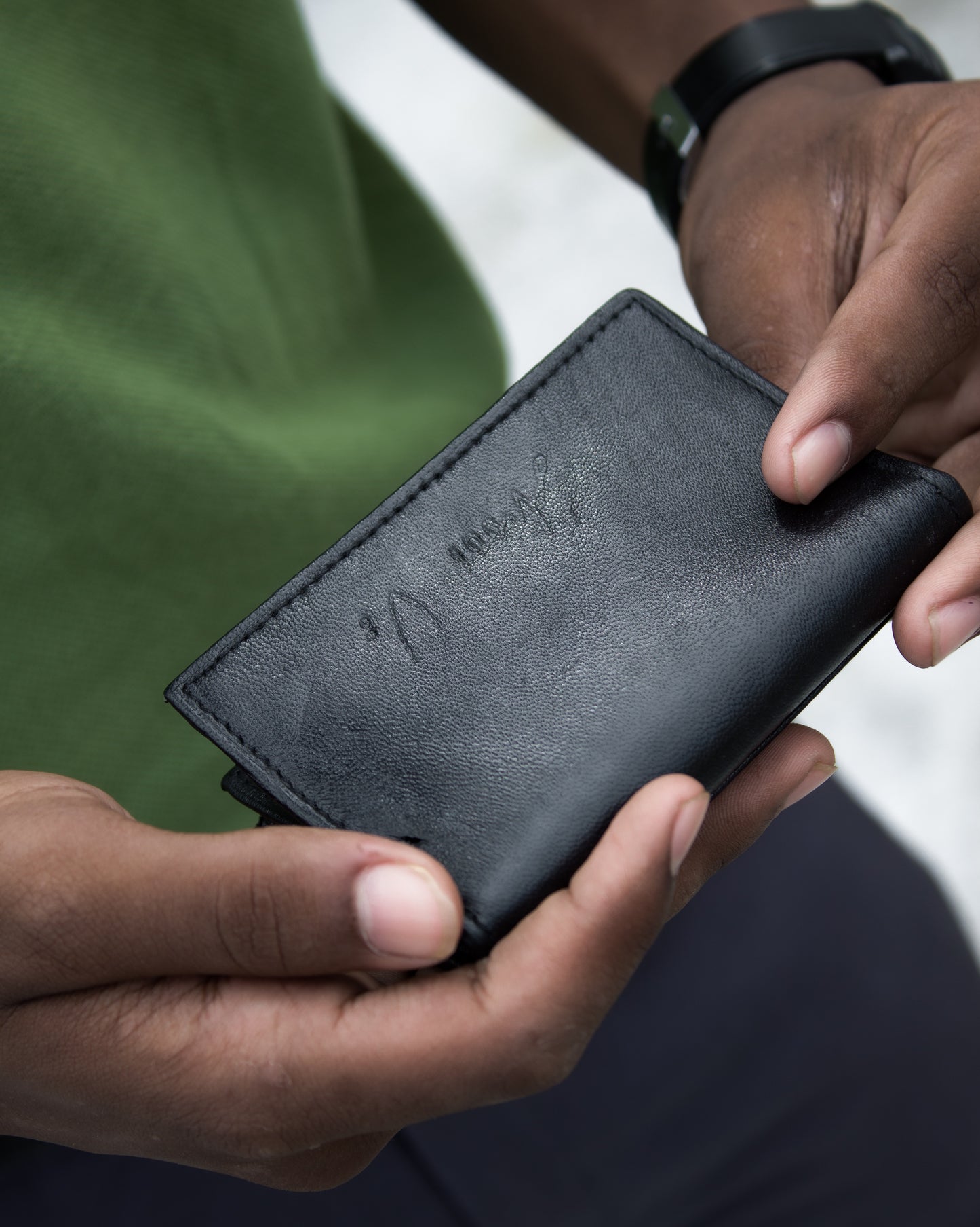 Black Fliptop Leather Cash & Card Wallet