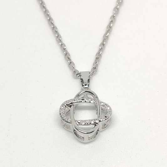 Daphne Pendant