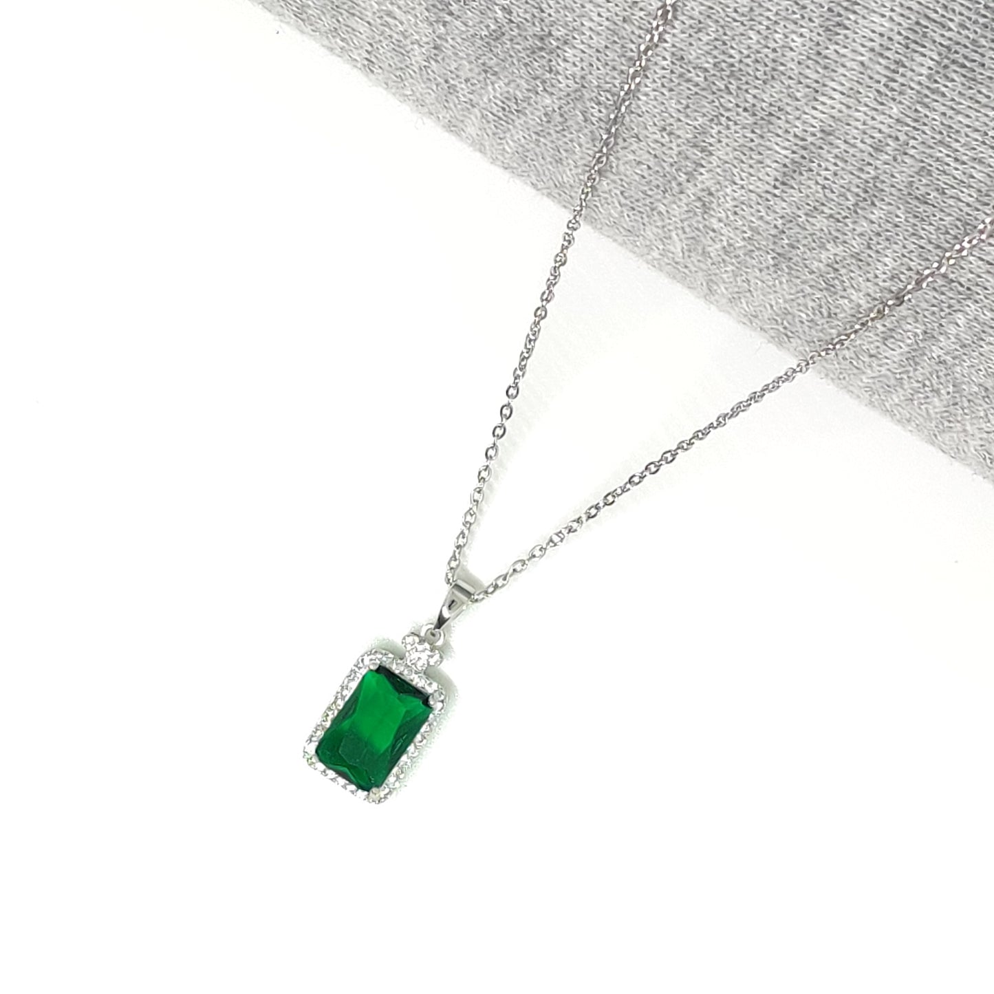 Emerald Green Necklace